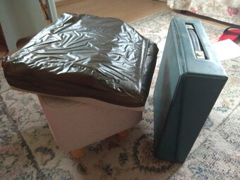 predám prenosný písací stroj Olivetti DORA 1965-70 - 3