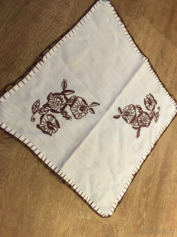Ručne vyšívané obrusky-nové - 3
