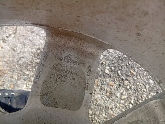 Rezervné koleso Jeep Grand Cherokee - 3