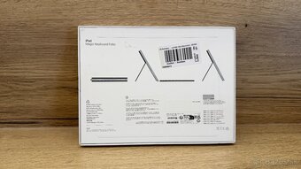 Apple Magic Keyboard Folio for iPad A16 - 3