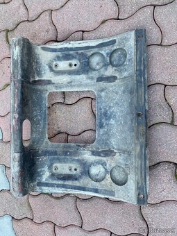 Škoda 100 MB náhradné diely - 3