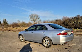 Honda accord 7g 2.4 - 3