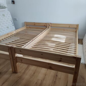 2 drevené postele s roštami (JYSK) - 3