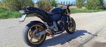 Honda CB600F Hornet - 3