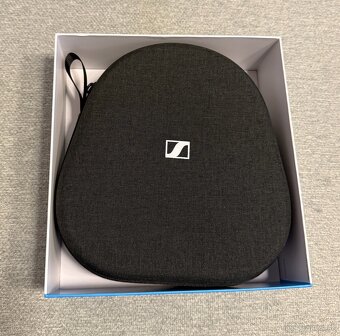 Sennheiser Momentum 4 - 3