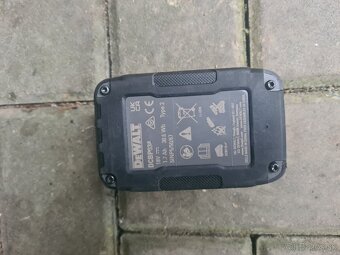 Dewalt  bateria power stack 18v 1,7ah - 3