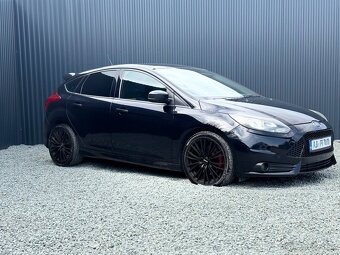 Ford Focus ST Recardo sedadla - 3