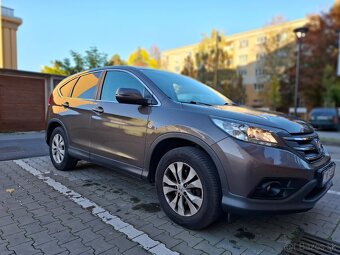 Predám Hondu CR-V 2,2 i-DTEC - 3