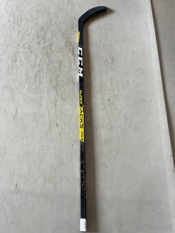 Predám hokejku CCM Supertacks AS2 PRO INT - 3