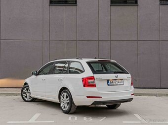 Škoda Octavia Combi 2.0 TDI Ambition - 3