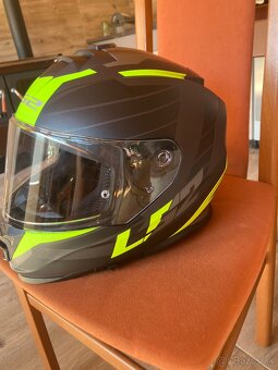 Prilba na moto LS2 - 3