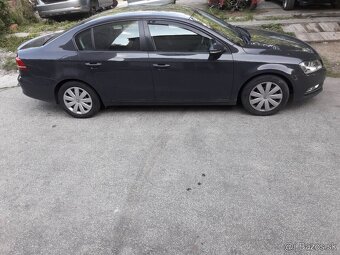 Rozpredám VW Passat B7 - 3