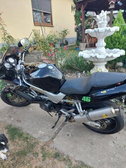 Honda VTR Fire Storm 1000 - 3