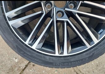 Predám gumy Matador Hectorra 5 - 225/45R18 - 3