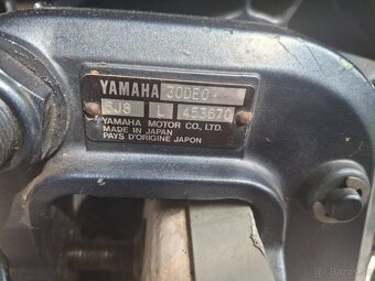 Motorovy čln motor Yamaha 22HP - 3