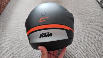 Predám Schuberth C4 Pro veľkosť M - 3