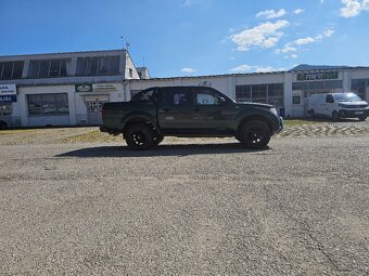 D40 NAVARA - 3