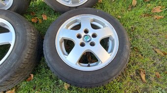 Pneu R14 + Hliníkové disky Originál ŠKODA Fabia1 - 3