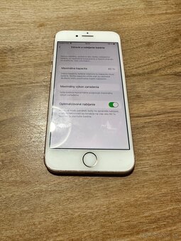 iPhone 8 Gold 64 GB - 3