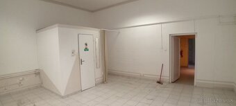 Prenájom skladový priestor 34m2 prízemie Kamenná cesta - 3