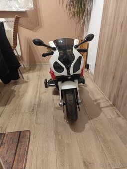 Detská elektrická motorka BMW S1000RR - 3