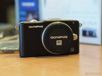 Olympus PEN E-PM1 telo - 3