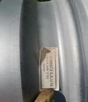 DUSTER 35eur plechový disk ORIGINÁL Renault Veľkosť disku 16 - 3