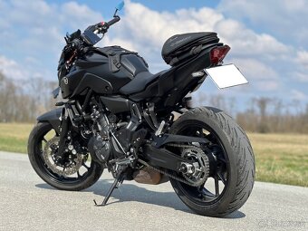 Yamaha MT 07 - 3