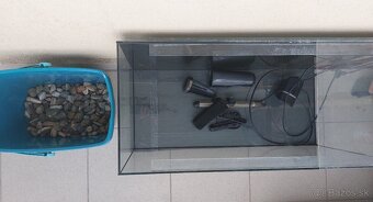 Akvárium 70x30x40 84l - 3