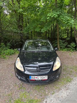 Predám Opel Corsa D 1,4 benzin 2008 3 dverove - 3