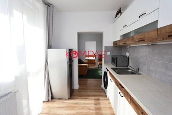 MODERNÝ 1-IZB. BYT S PARKOVACÍM MIESTOM A PREDZÁHRADOU V NO - 3