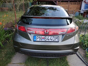 Honda Civic 1.8 - 3