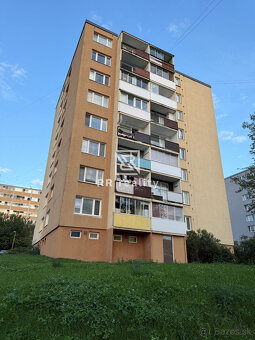 2-izbový byt - Kpt. Jaroša, pôvodný stav, 58m2 + loggia - 3