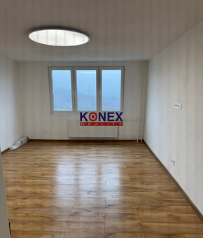 Na predaj moderný, kompletne zrekonštruovaný 4-izbový byt v - 3