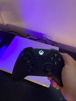 Xbox one s 1TB digitál verzia - 3