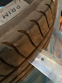 Predám letné Pneu Michelin E Primacy 235/45 R18 98W - 3