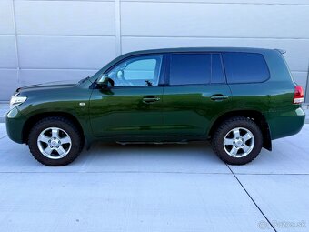 Toyota Land Cruiser 200 4.5 V8 - 3