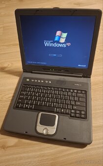 Acer Travel Mate 240 - 3