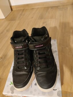 GEOX svietiace topanky - 3