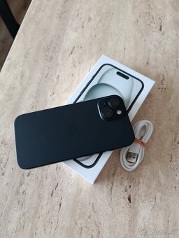 Predám IPhone 15 128gb - 3