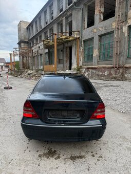 2x Mercedes C - 3