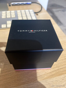 tommy hilfiger - 3
