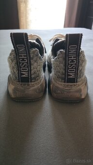 Predám Moschino tenisky/42 - 3