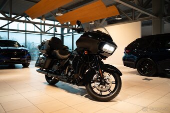 Harley Davidson Road Glide ULTRA LIMITED - 3