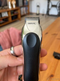 Predám strihací strojček Wahl Chrome Pro 79524-216 - 3