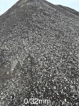Drvený/-triedený asfaltový recyklát - 3