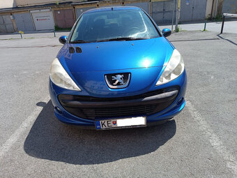 Predám Peugeot 206+, 1.4 benzín, 55 kw/75 PS, - 3