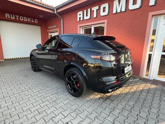 Alfa Romeo Stelvio V6 2.9 BI-TURBO Quadrifoglio (ODPOČET DPH - 3