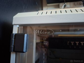 4U Rack Triton, datovy rozvadzac - 3