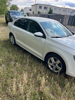 Vw jetta 1,6tdi comfort line - 3